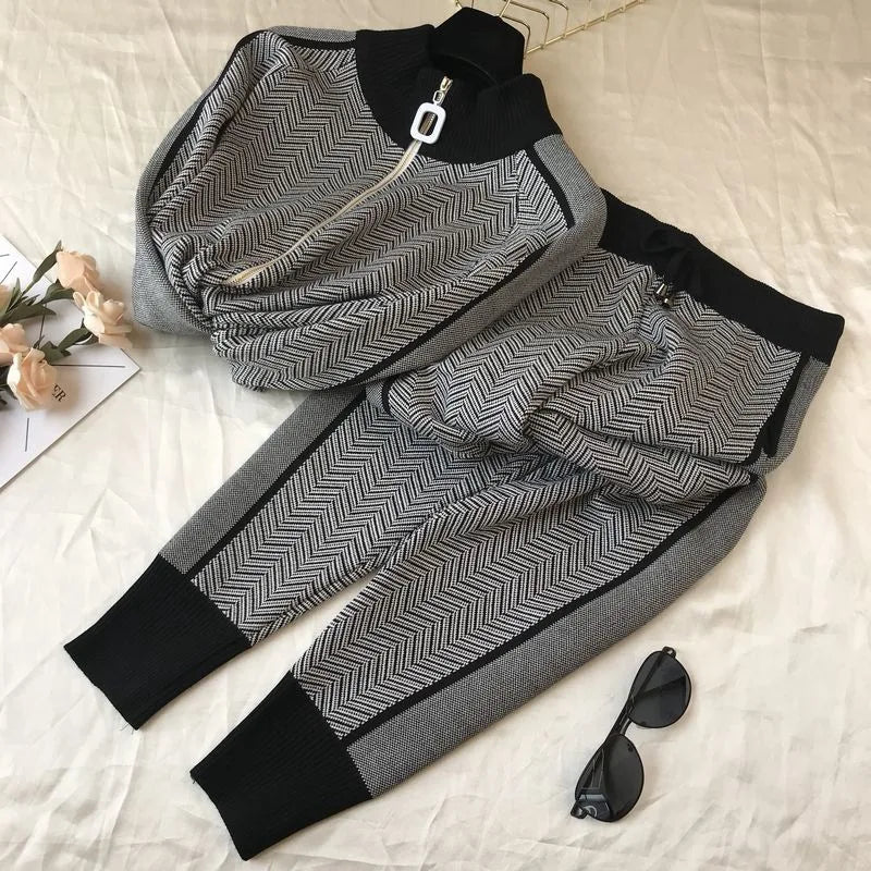 UNIKCOSA Women’s Knitted 2-Piece Festival Set – Printed 3D Tracksuit with Stand Collar & Ankle Pants