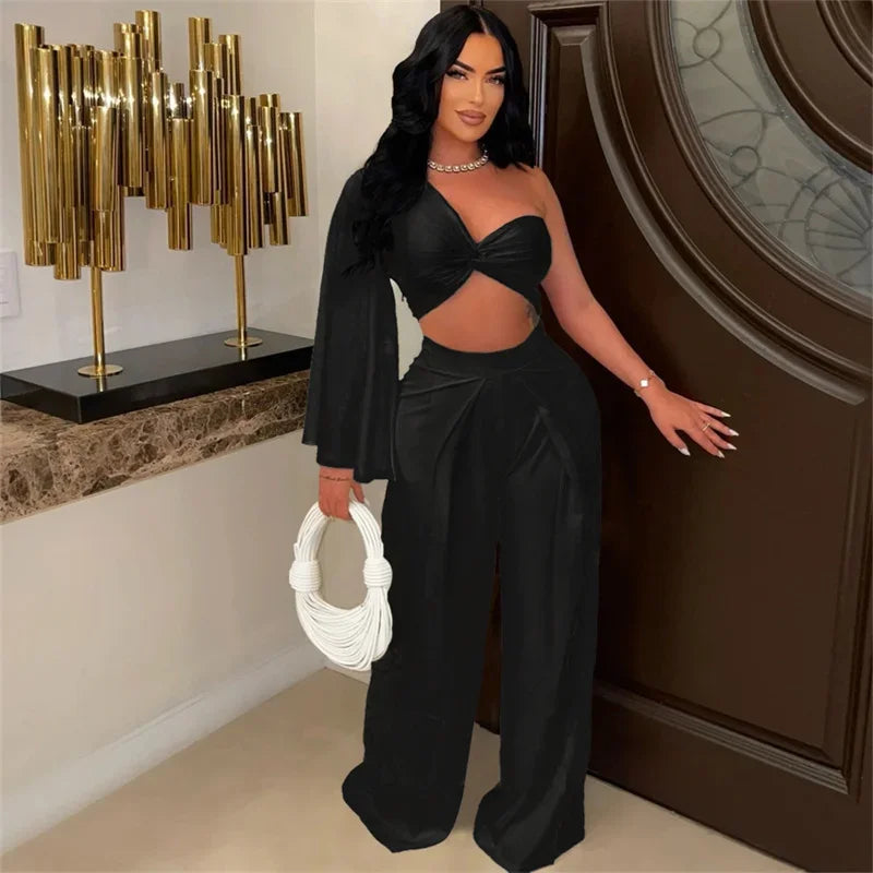 UNIKCOSA’s Black & White Co-Ord Set — One-Sleeve Crop Top + Wide-Leg Pants