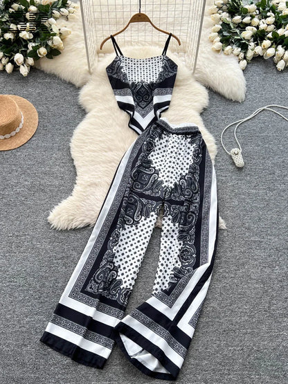 UNIKCOSA’s Vintage Ethnic Print 2-Piece Set — Strapless Backless Top + Wide-Leg Pants