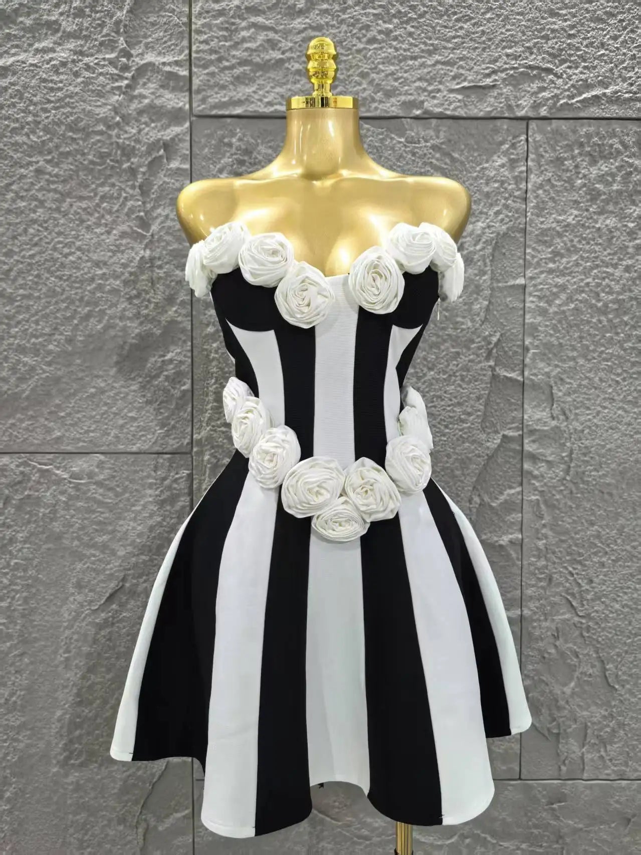 UNIKCOSA’s Strapless Floral Bandage Mini Dress — A-Line Birthday & Vacation Party Elegance
