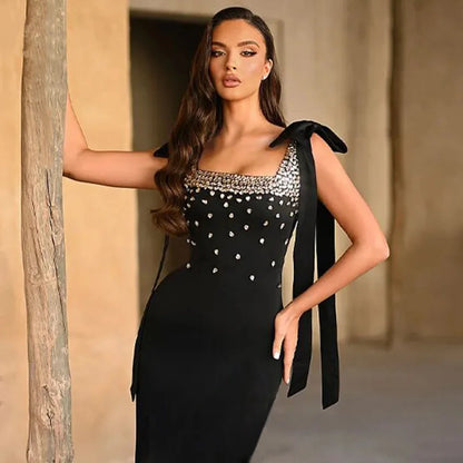 UNIKCOSA’s Crystal Square Collar Mini Dress — Sleeveless Black Bandage Bodycon Party Elegance