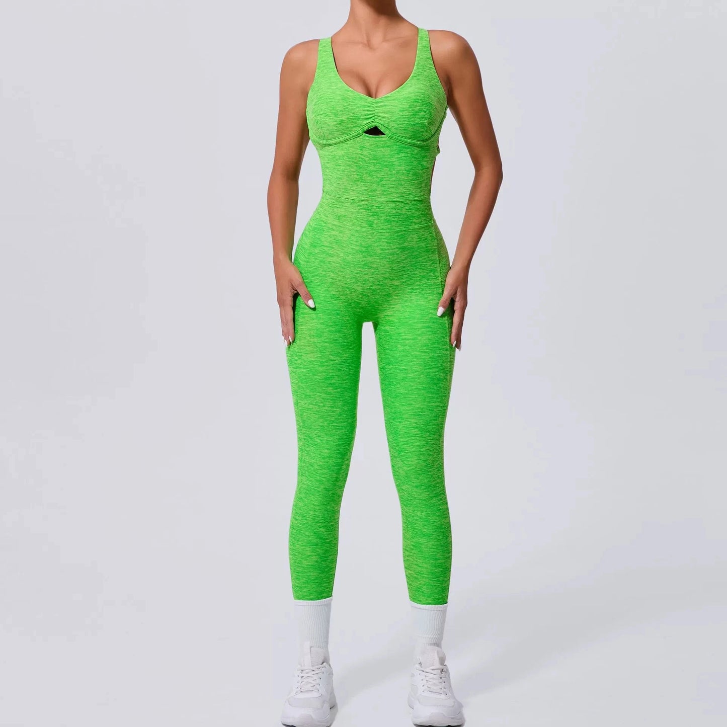UNIKCOSA’s 2025 Sporty Jumpsuit — Push-Up Fitness Overalls for Gym, Yoga & Streetwear