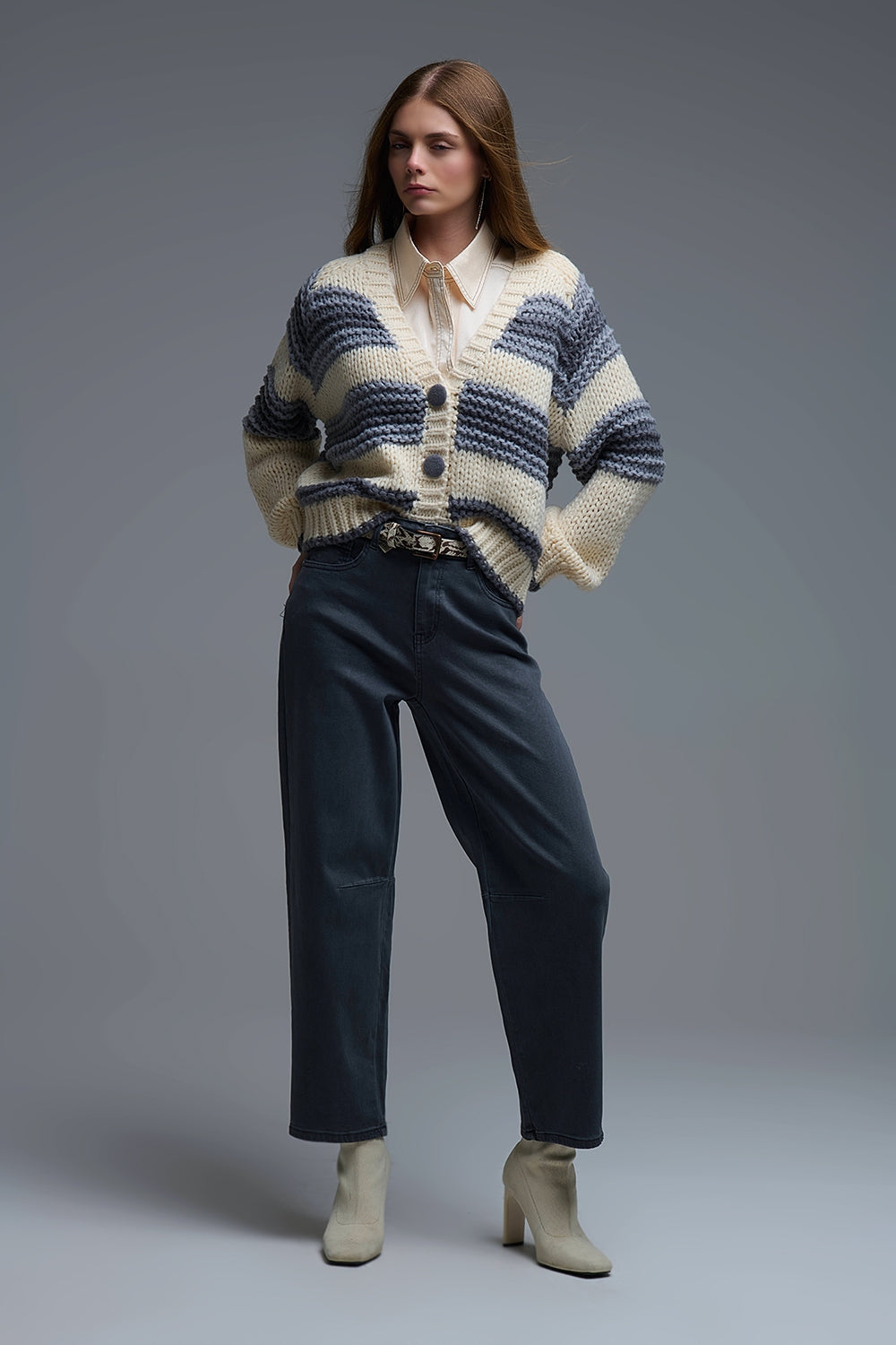 V-neck Chunky Knit Cardigan in striped of Grey and Cream