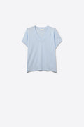 Q2 V-Neck Relaxed fine Knit sweater in light blue