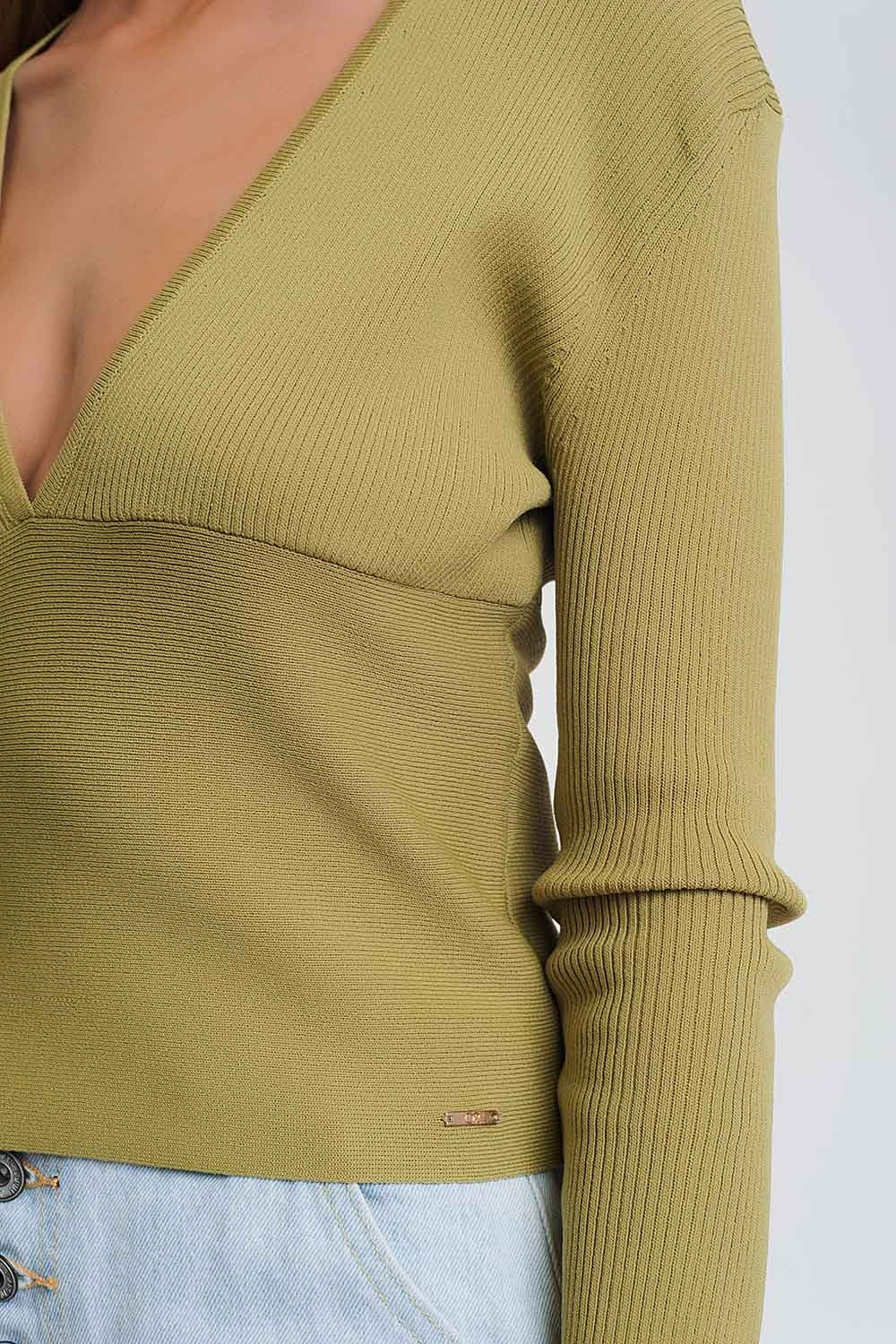 V-Neck Ribbed Sweater in Green
