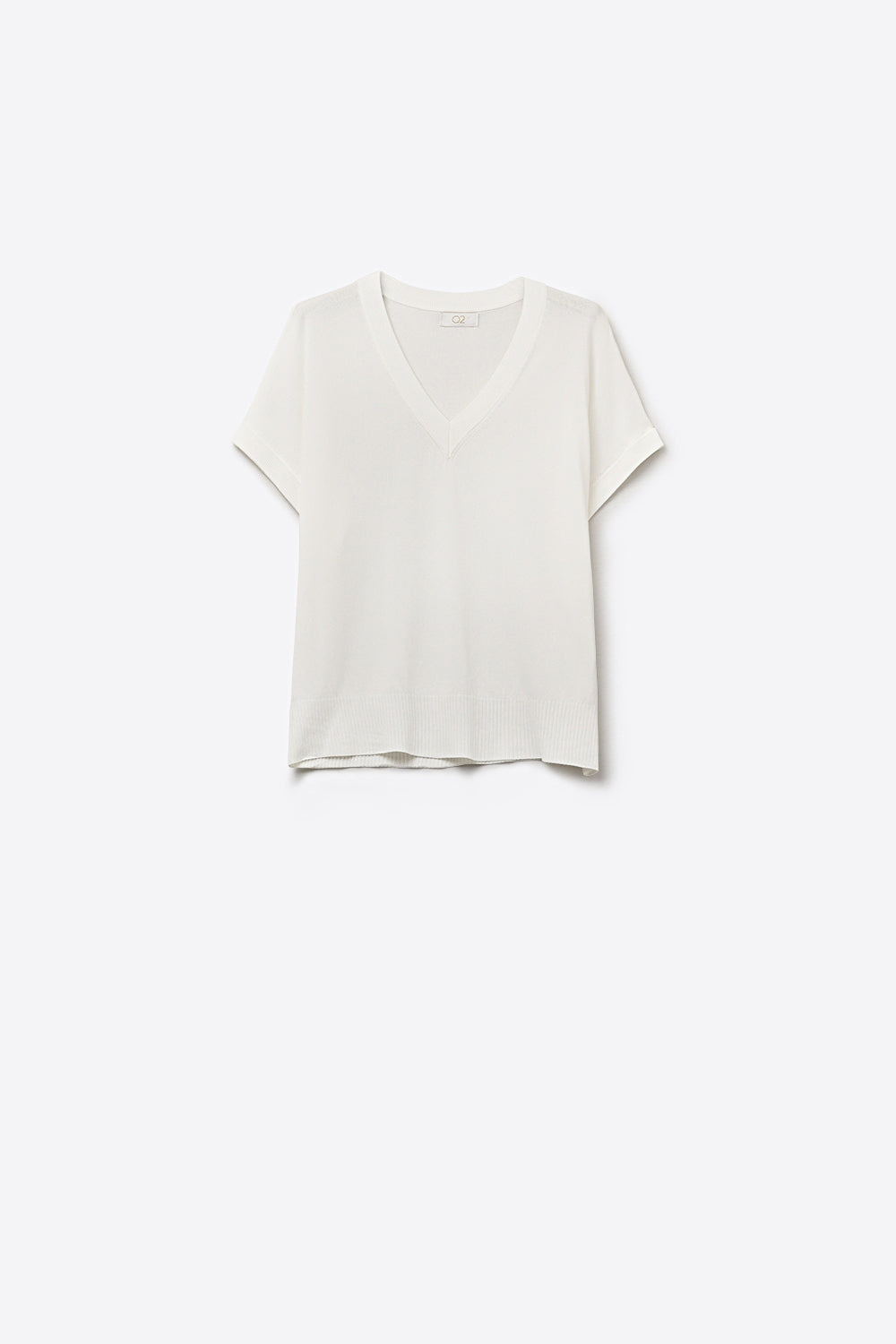 Q2 V-Neck Short Sleeve fine Knit sweater in white color