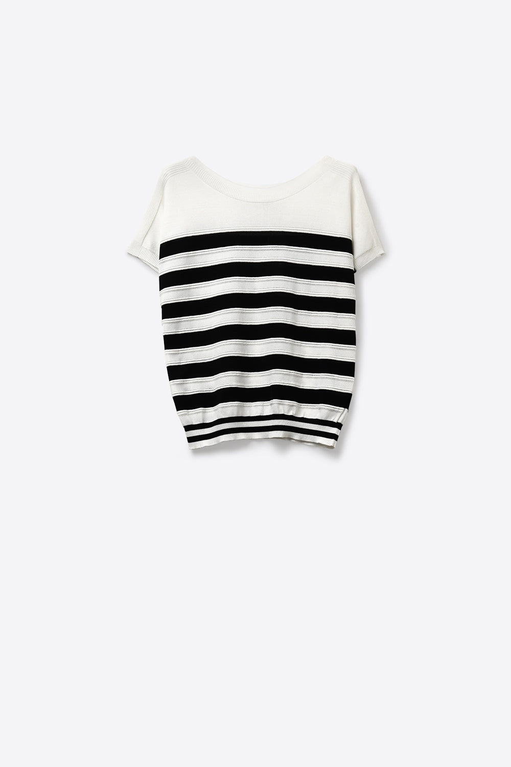 Q2 White and Black Striped Knit sweater in boat neckline